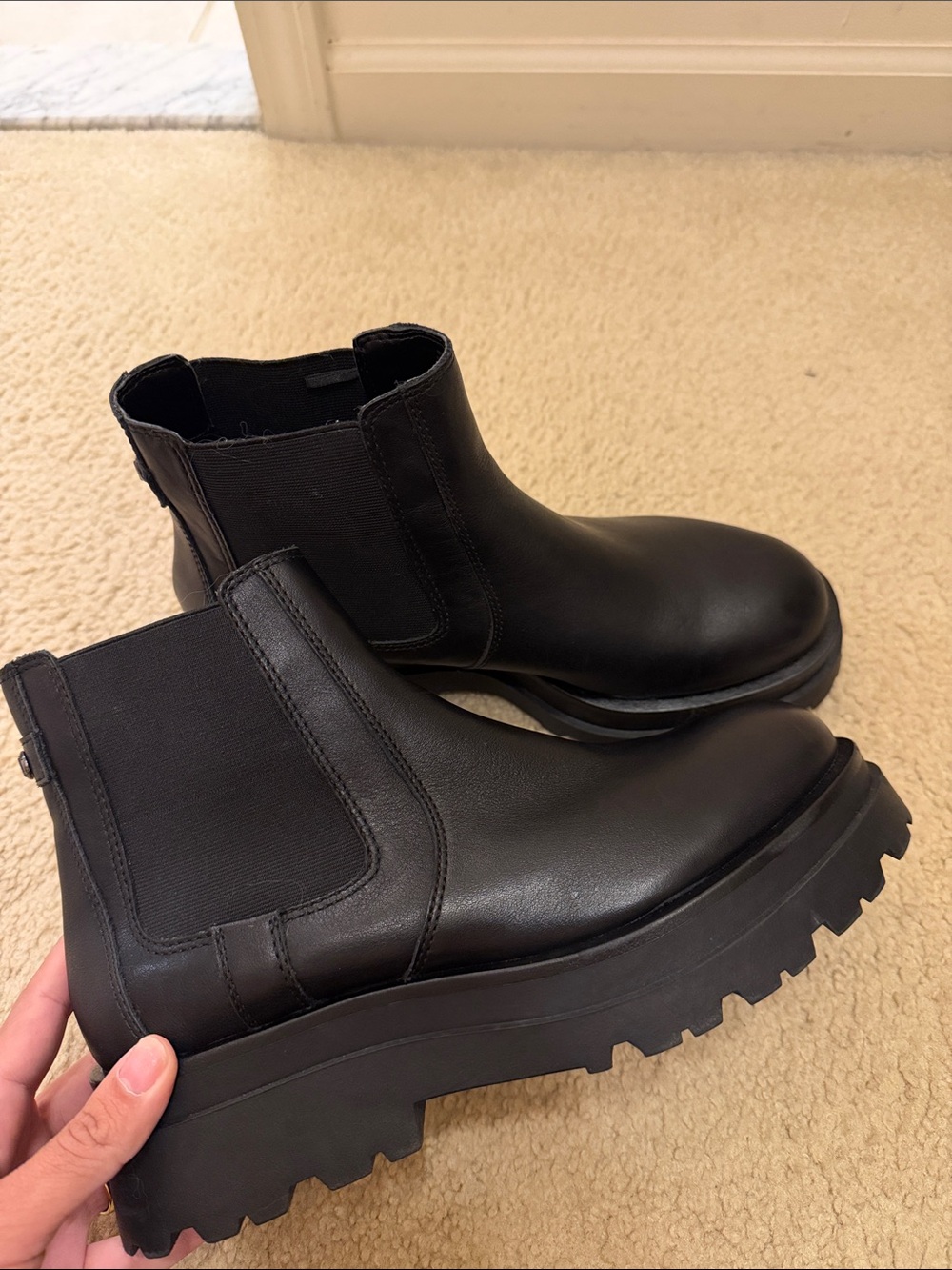 Aldo Black Leather Platform Chelsea Boots